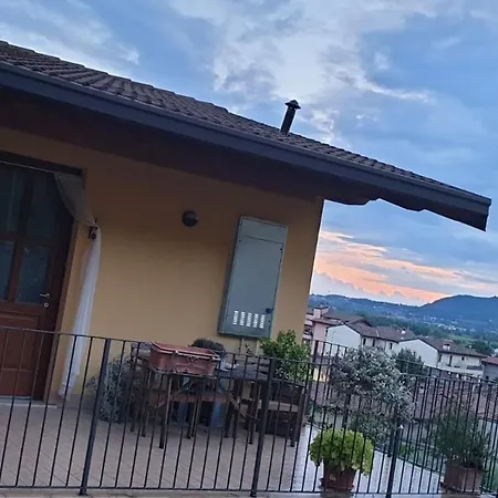 Casa Francesca A 2,5 Km Da Iseo Hébergement de vacances Provaglio d'Iseo